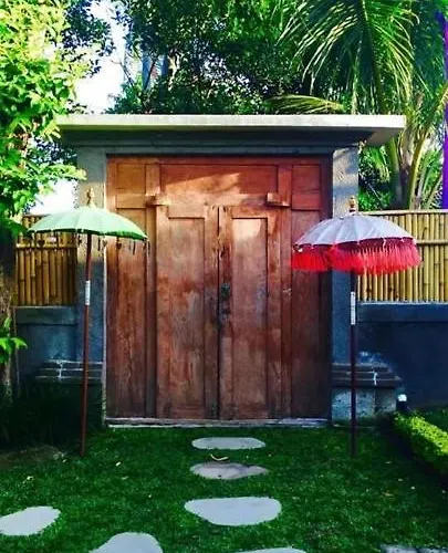 Hotel Kayu Bali 4*