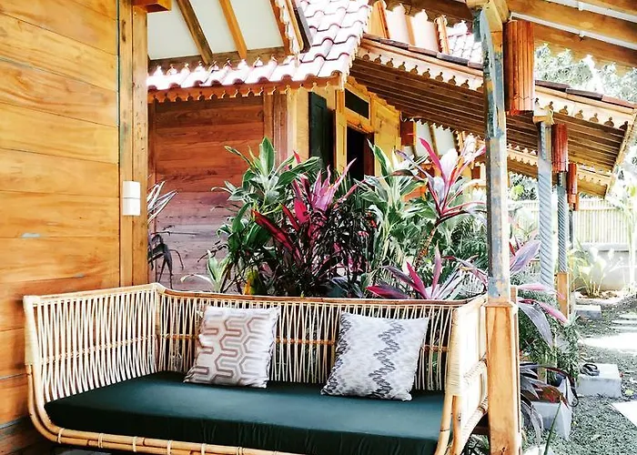 Kayu Bali 4*